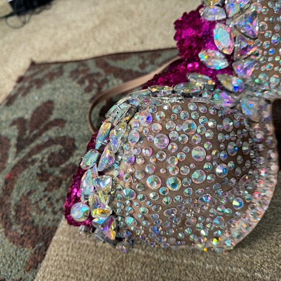 Custom Made Bra - Picture 7 of 7